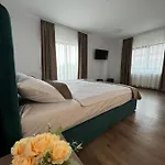 Aparthotel Plevnei 3